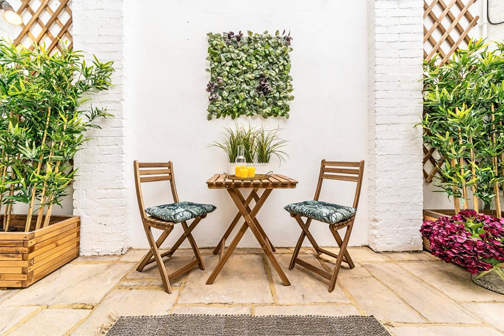 The Secret Kensington Garden Mews-2 Bedroom Full House-2 Train Lines- Spacious-Kings Road- Harrods -Chelsea Stadium-Private Small Patio Λονδίνο Εξωτερικό φωτογραφία